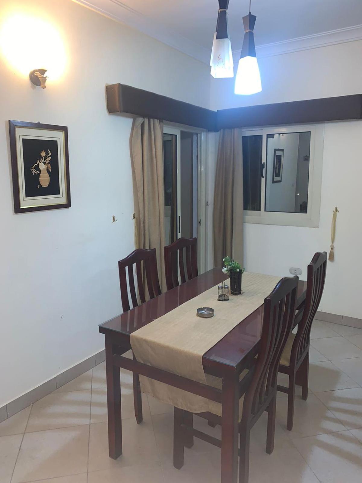 شقة سكنية ذات طابع عائلى متميز بها كافة الامكانيات من فلتر ماء وواى فاى Hurghada Esterno foto