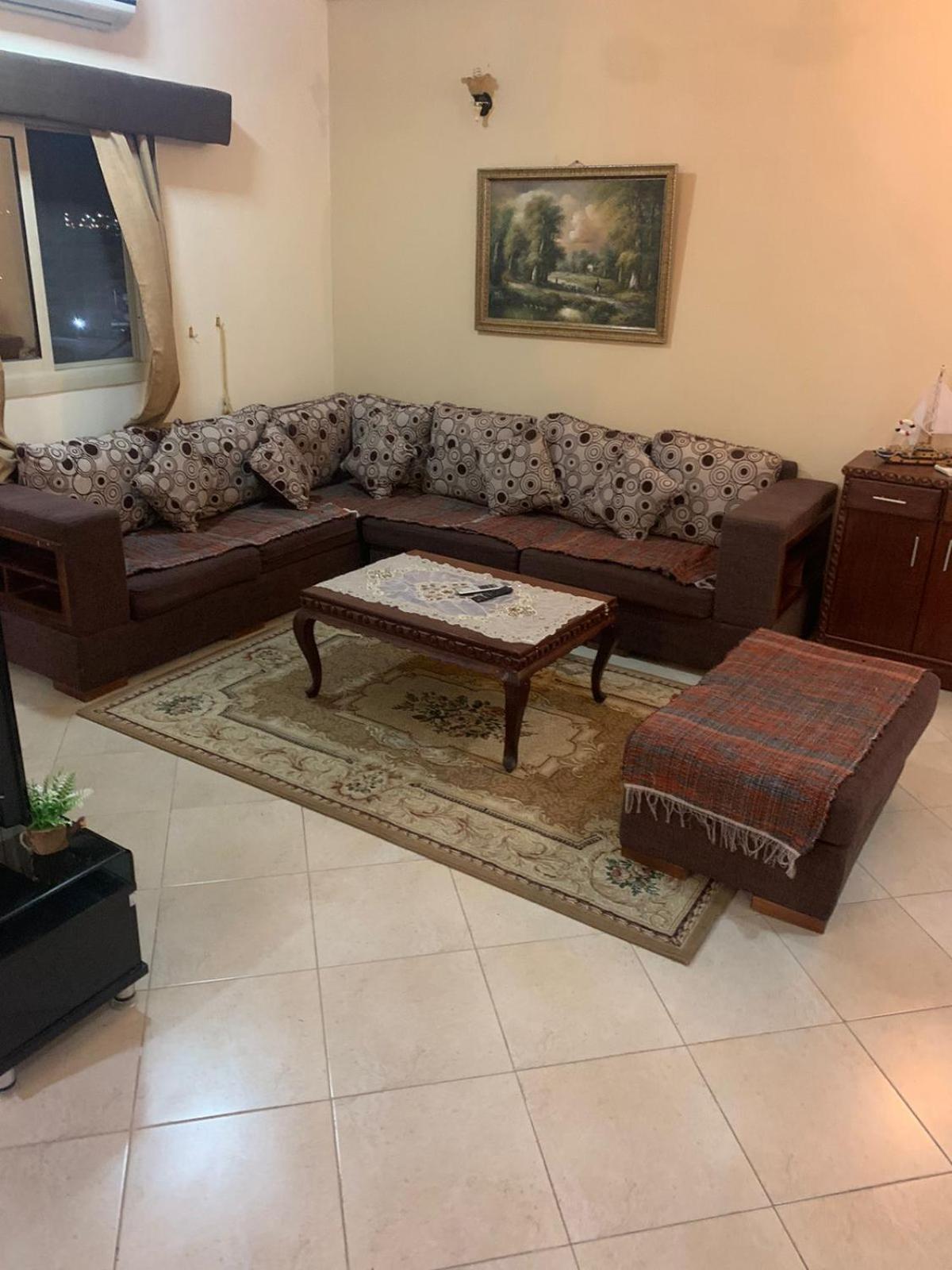 شقة سكنية ذات طابع عائلى متميز بها كافة الامكانيات من فلتر ماء وواى فاى Hurghada Esterno foto